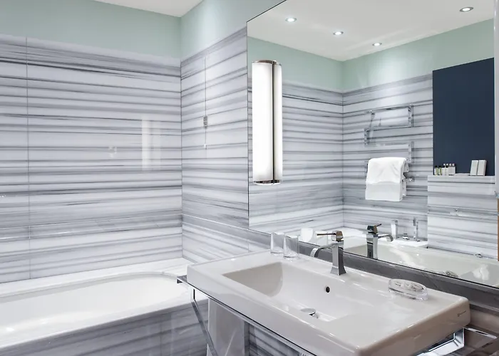 欧若罗吉奥艺术酒店 酒店 4*