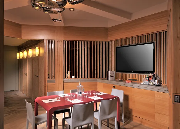 欧若罗吉奥艺术酒店 酒店