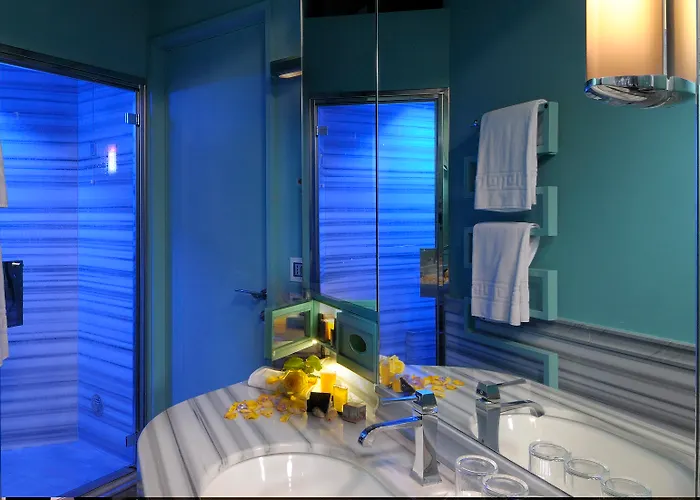 欧若罗吉奥艺术酒店 4*