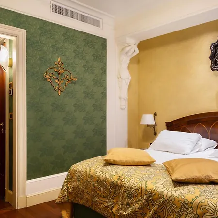 Art Orologio Hotel 4*