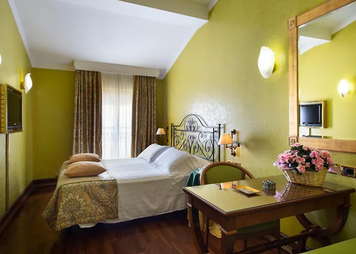 Art Orologio Hotel Bolonia