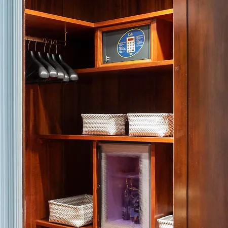 Art Orologio 4* Bologne